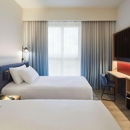 Hampton By Hilton Barcelona Fira Gran Via Hotel Оспиталет де Лобрегат Екстериор снимка