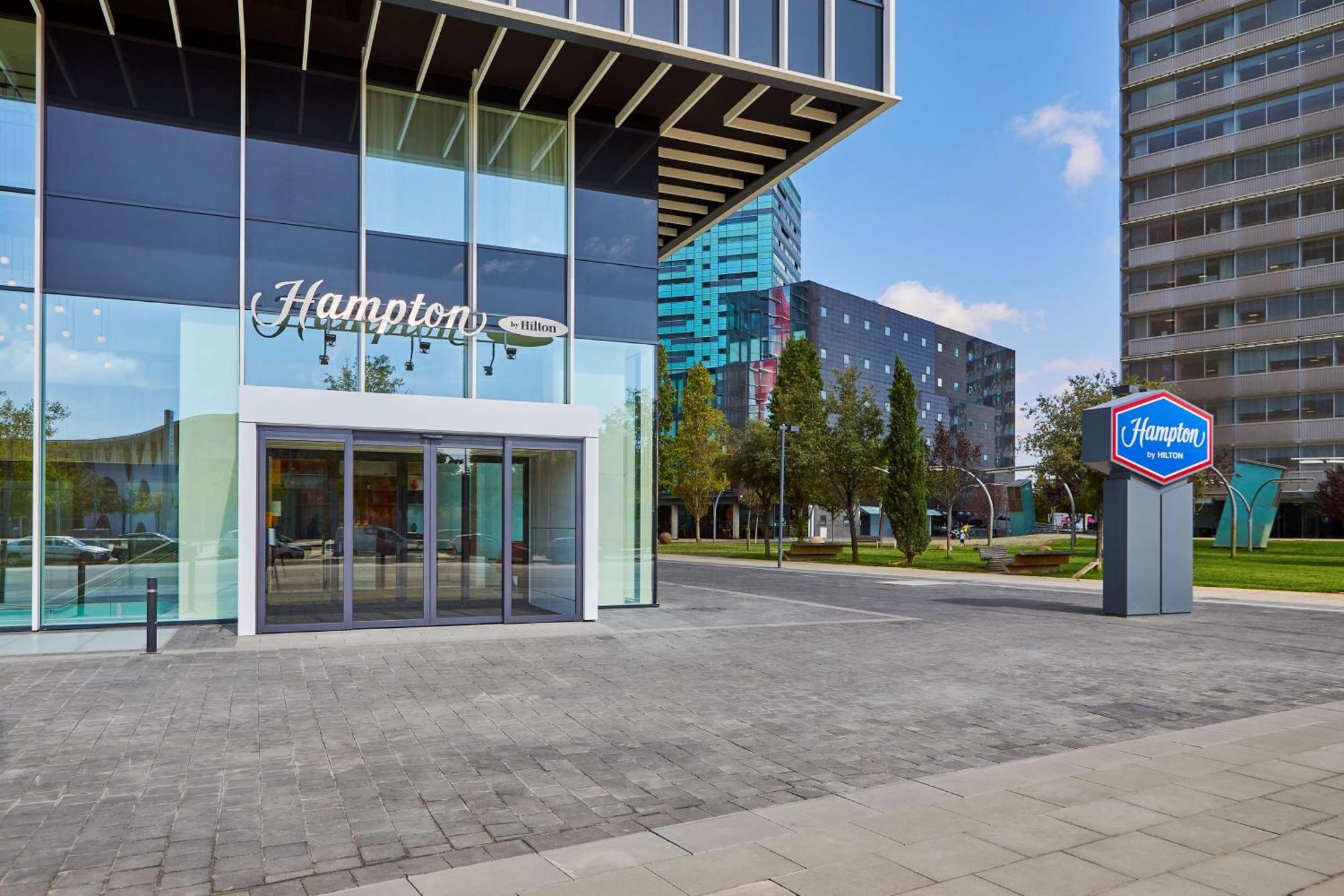 Hampton By Hilton Barcelona Fira Gran Via Hotel Оспиталет де Лобрегат Екстериор снимка